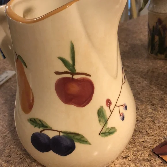 Longaberger Fruit Medley Pottery Pitcher Never Used Retired - Picture 11 of 16